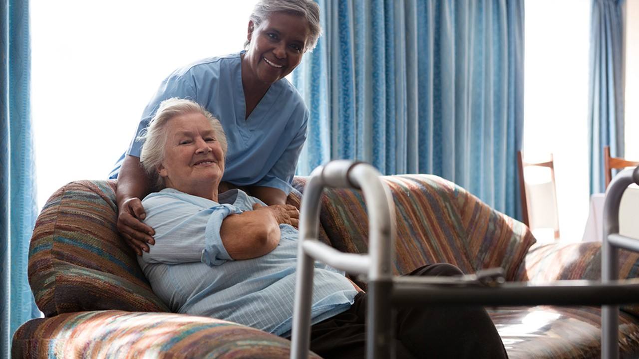 Best Caretaker at Home in Delhi